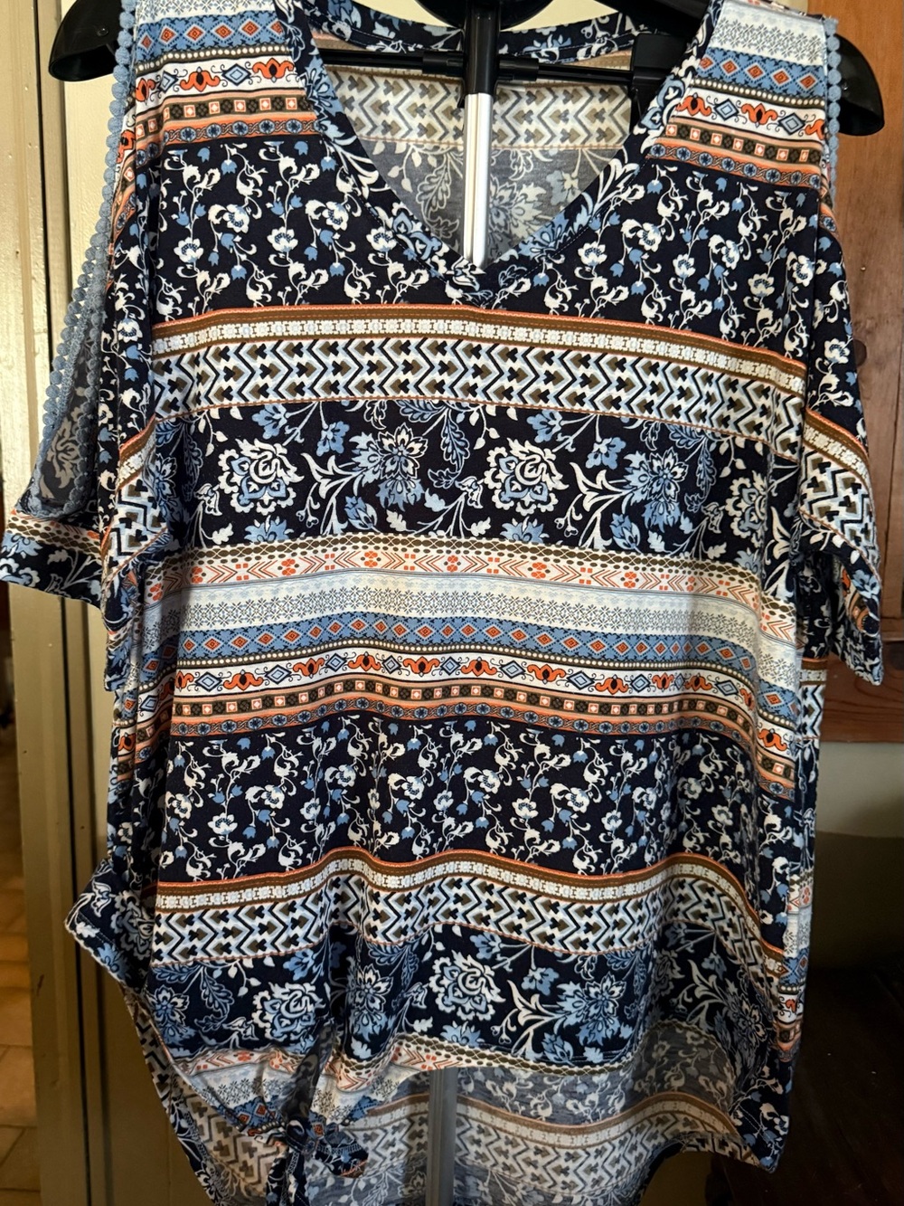 Navy Floral-Stripe V-Neck Cold-Shoulder Tunic with Orange Accents - est 1946 -XL